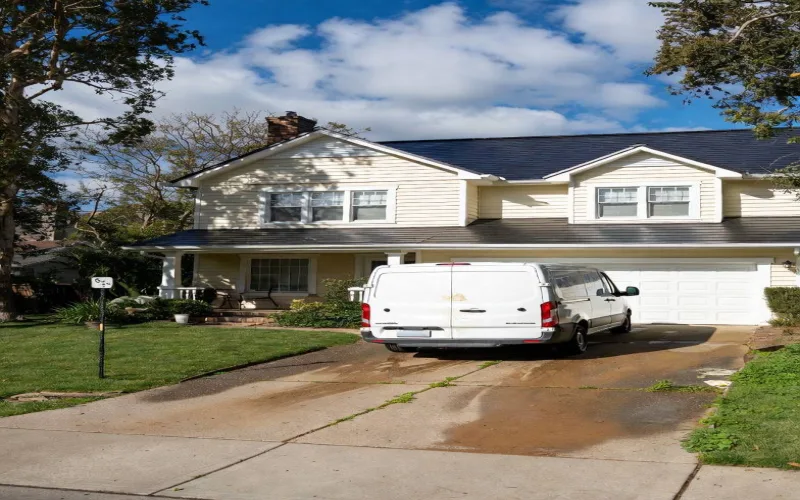 Rochester Pro Wash service truck at a residential job